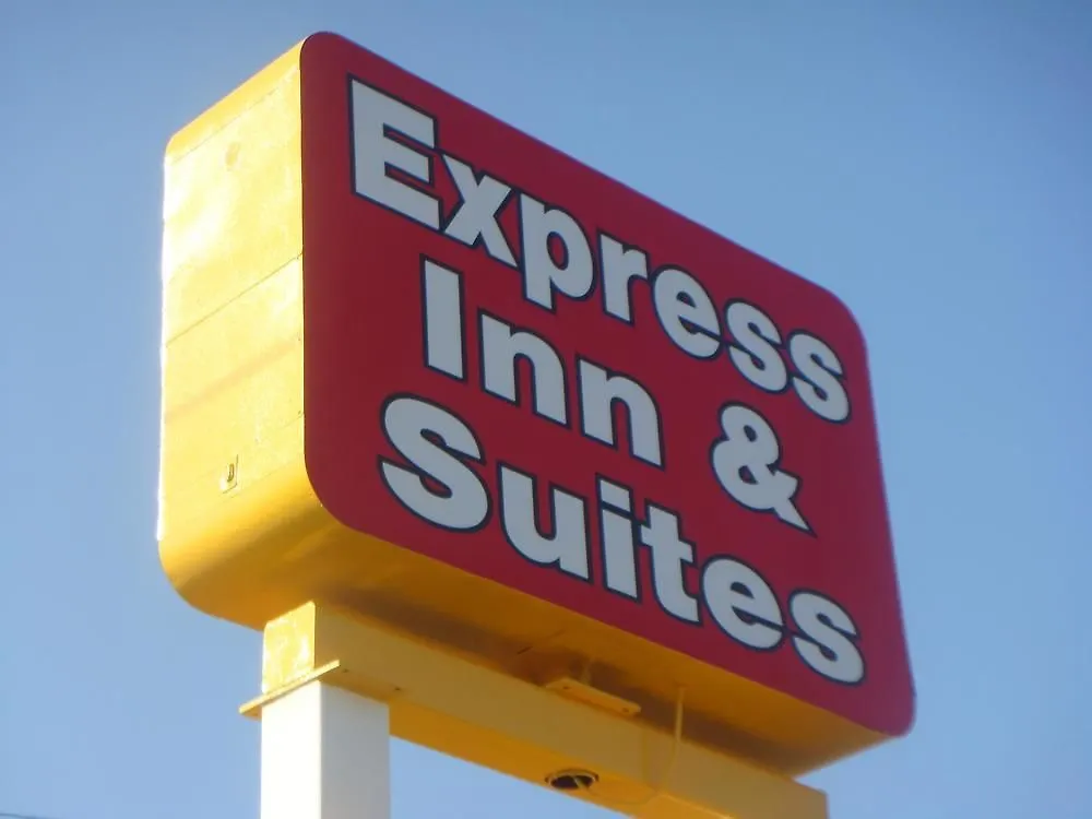 Express Inn & Suites Clearwater Pinellas Park Hotel