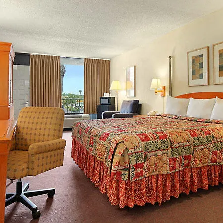 Express Inn & Suites Clearwater Pinellas Park 2*,  United States